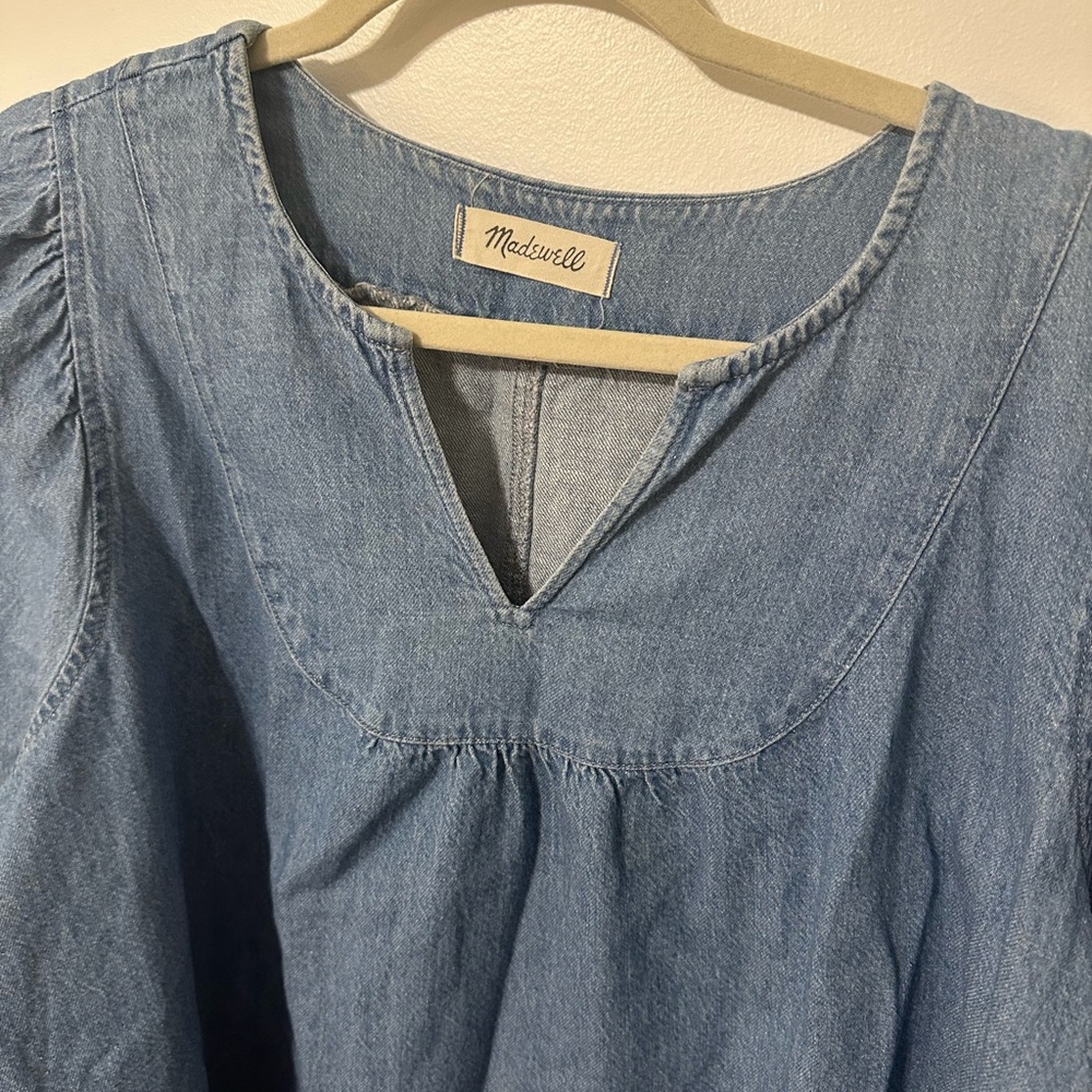 Madewell Blue, V-Neck Denim Top/Blouse - Picture 3 of 4